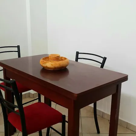 Elegant Greek - Old Town וילה